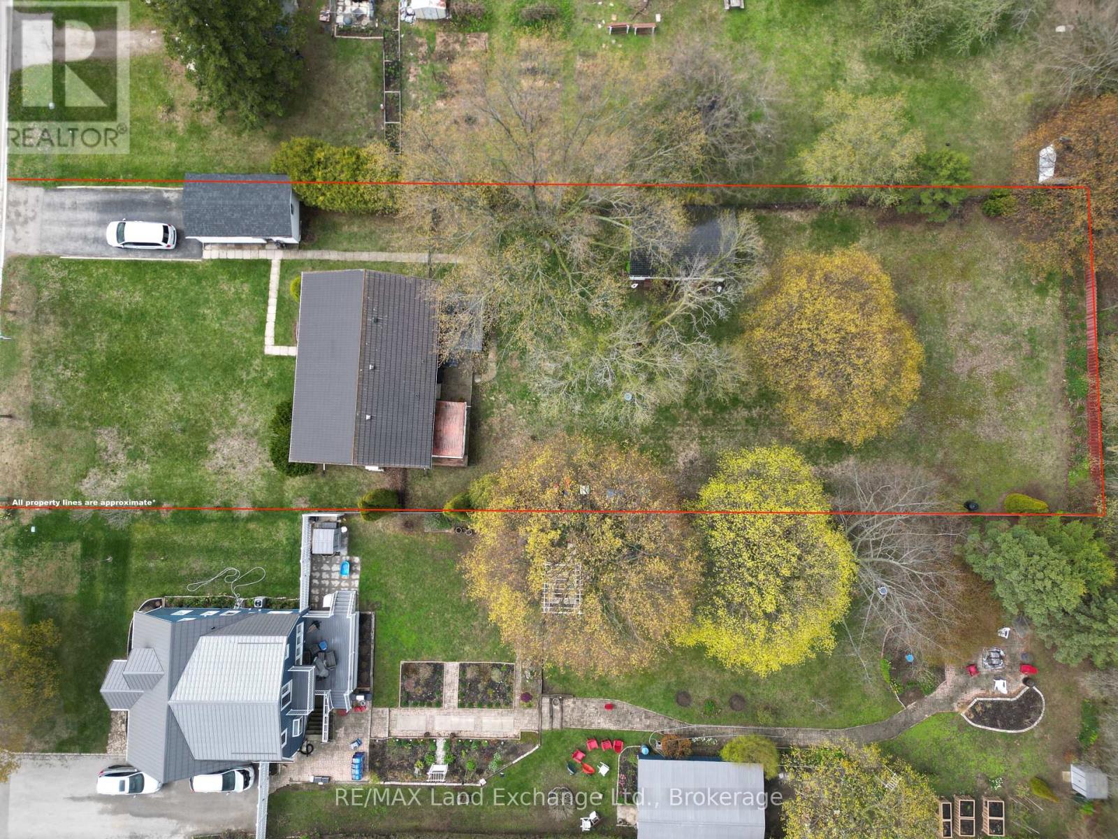 402 Queen Street, Kincardine, Ontario  N2Z 2R2 - Photo 20 - X12129501