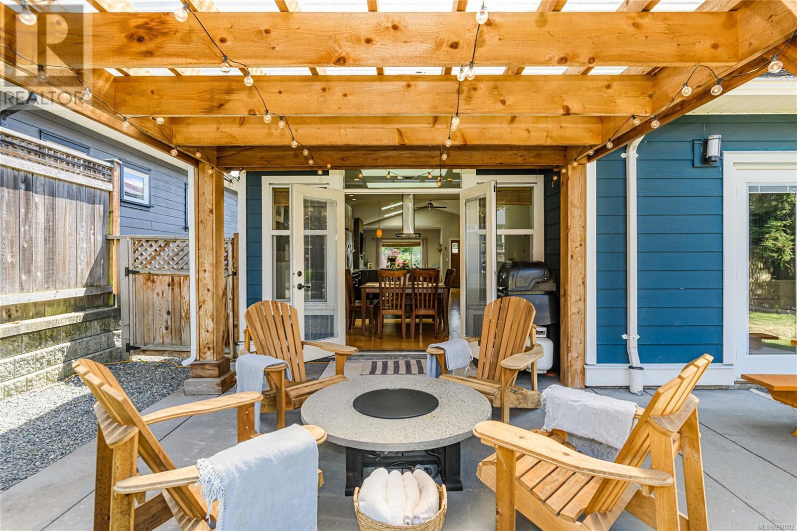 Property at 1074 Verdier Ave image 4