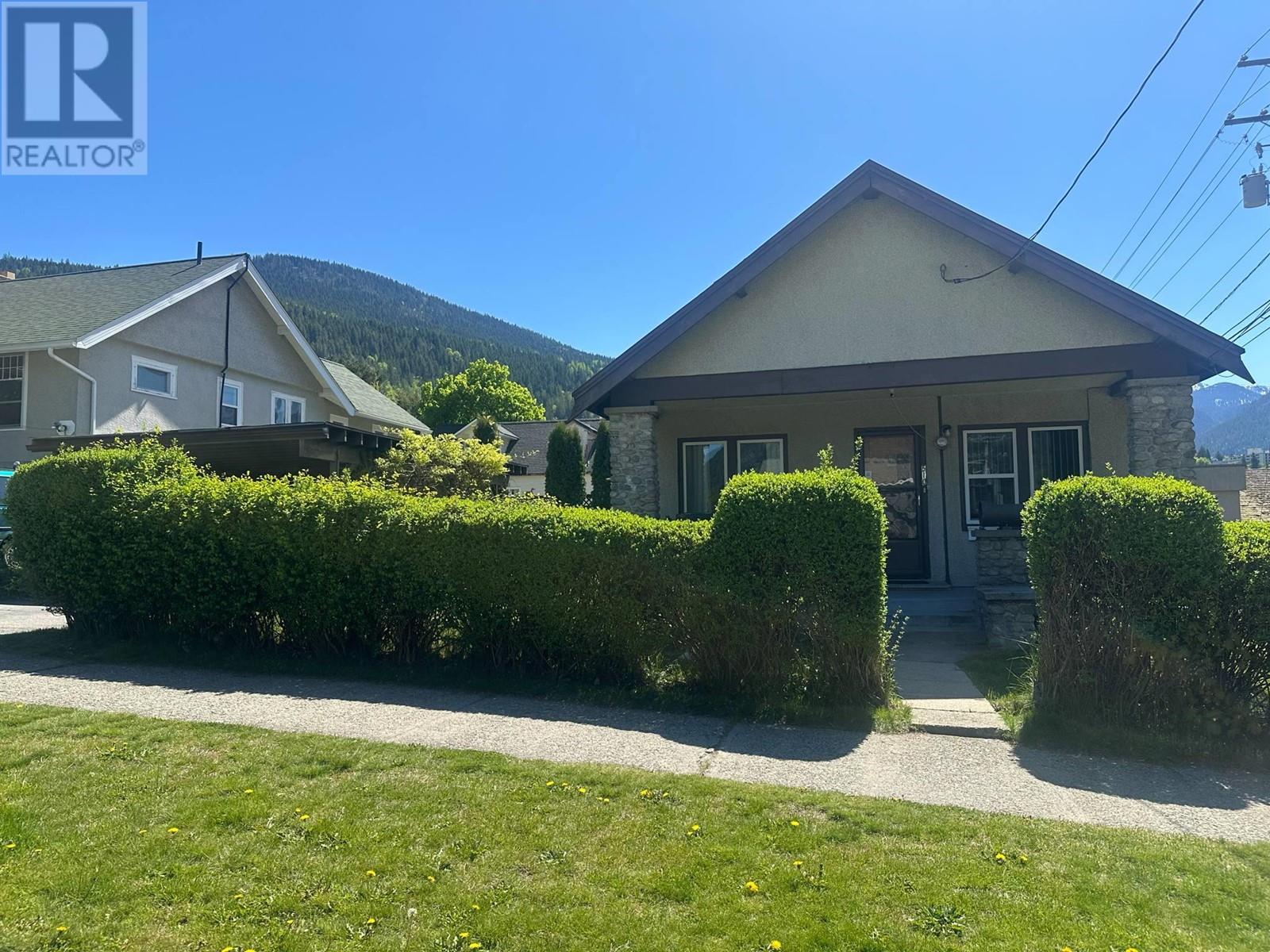 510 KOKANEE Avenue, Nelson, British Columbia