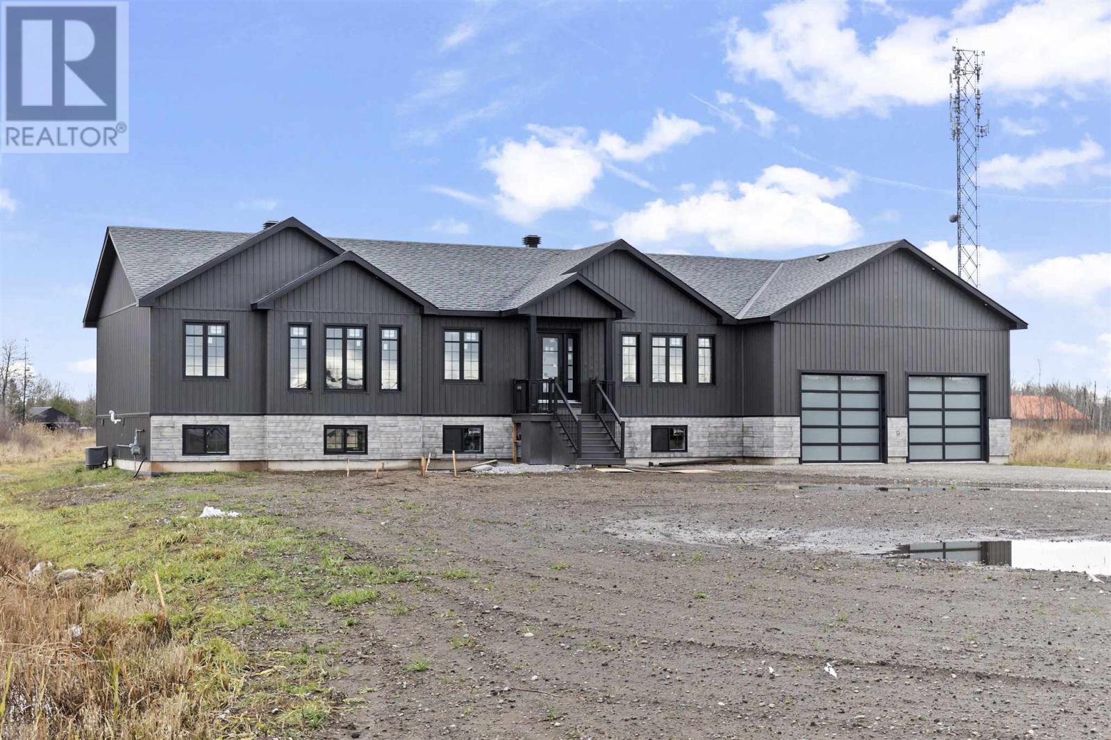 518 Allen's Side Rd, Sault Ste. Marie, Ontario  P5A 5K8 - Photo 3 - SM250927