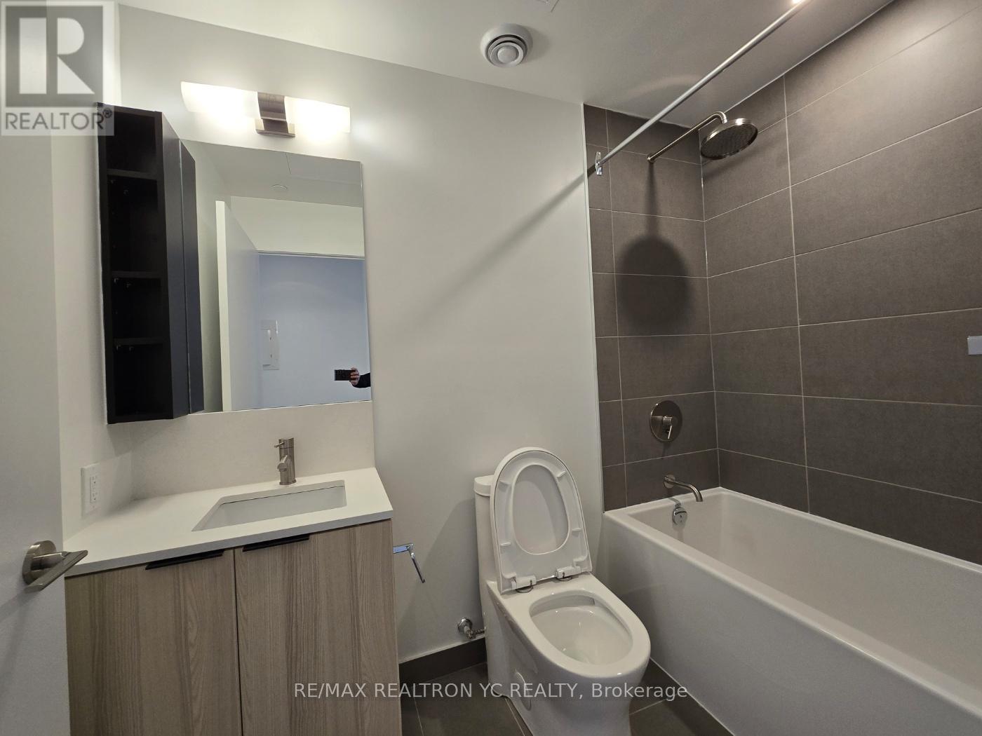 3603 - 55 Mercer Street, Toronto, Ontario  M5V 3W2 - Photo 5 - C12131981