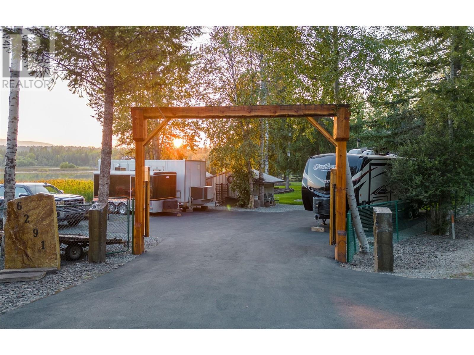 6291 Tie Lake Shore Road N, Jaffray, British Columbia V0B 1T0 - Photo 3 - 10346808