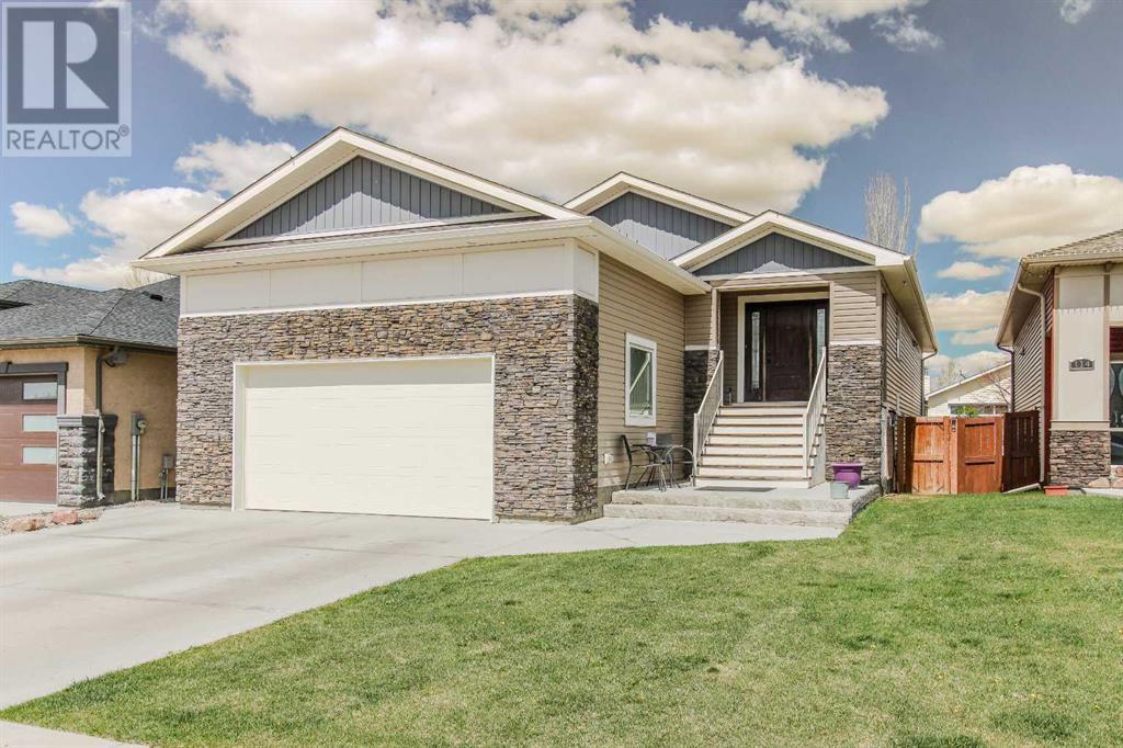 Property at 118 Riverford Close W image 1