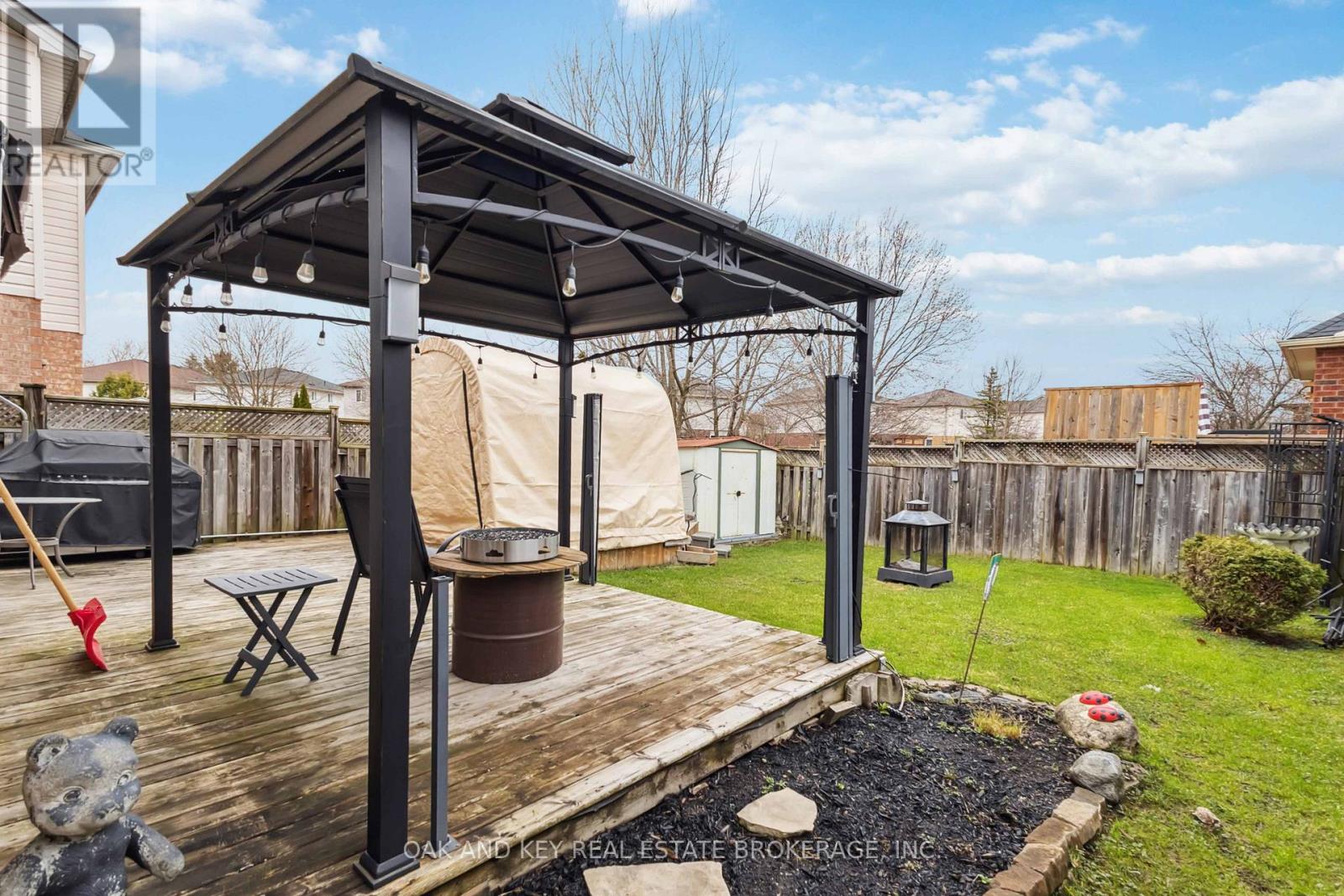 576 Ridgeview Drive, London East, Ontario  N5Y 6H8 - Photo 42 - X12132062