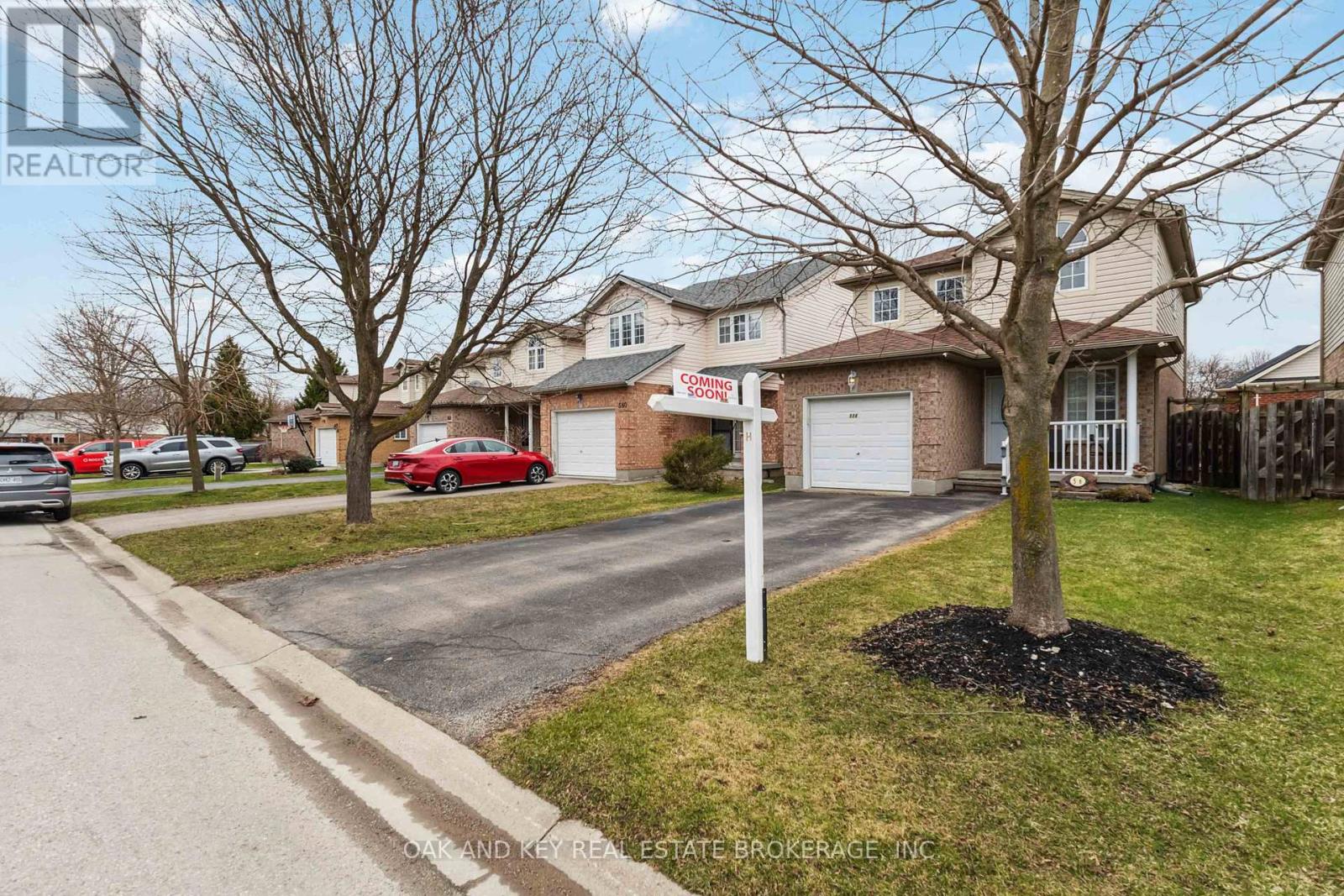 576 Ridgeview Drive, London East, Ontario  N5Y 6H8 - Photo 7 - X12132062