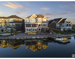 8948 20 AV SW Summerside