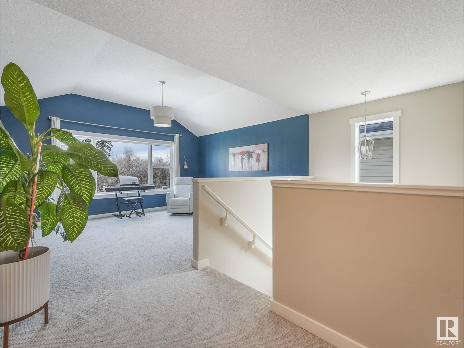 Property at 4158 SAVARYN DR SW image 2