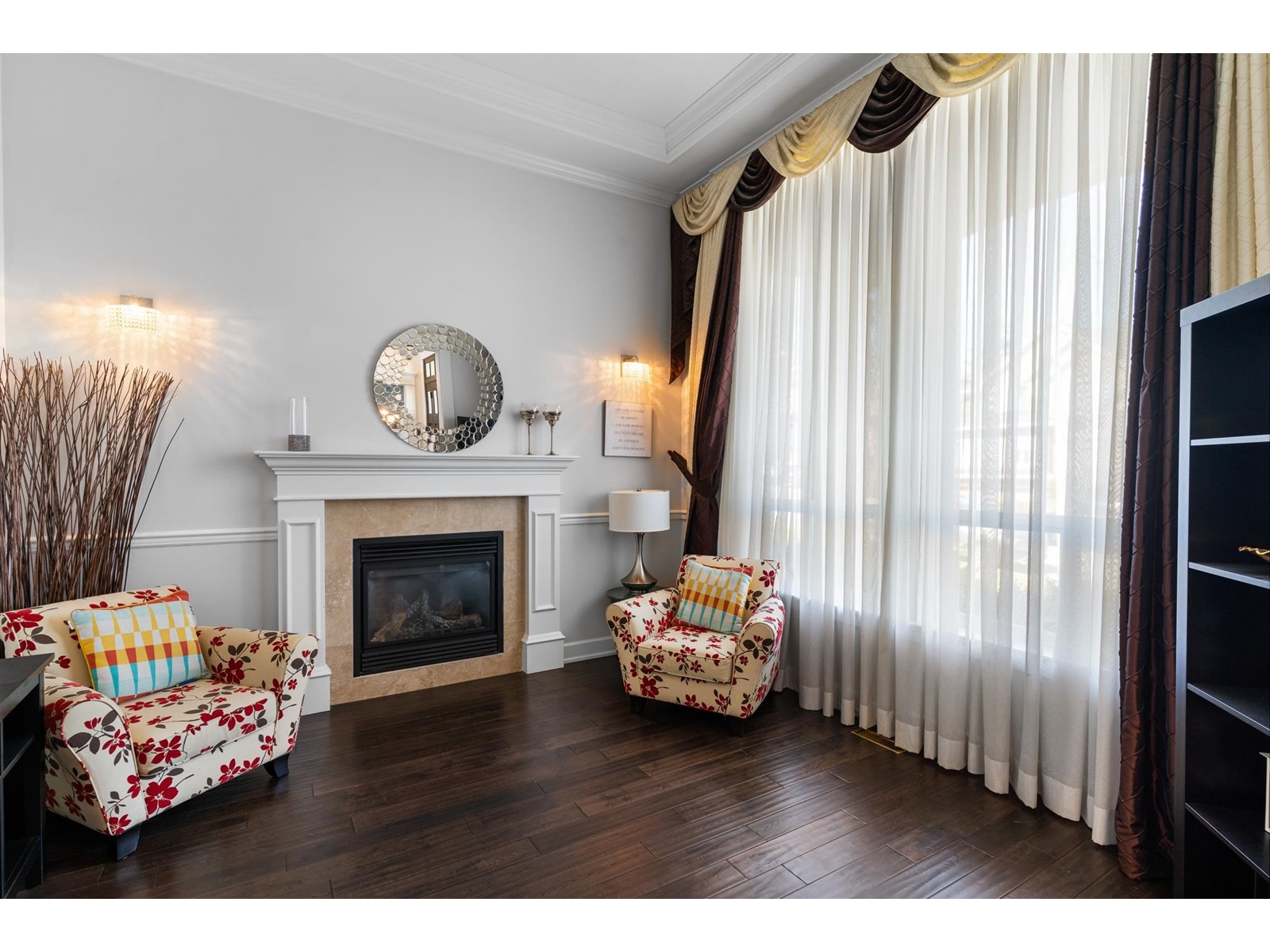 Property at 18876 53B AVENUE image 3