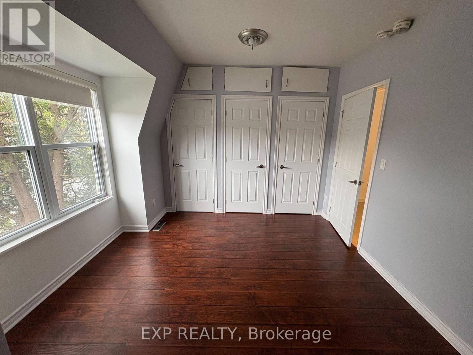 Upper - 295 Royal York Road, Toronto, Ontario  M8V 2W1 - Photo 11 - W12015979