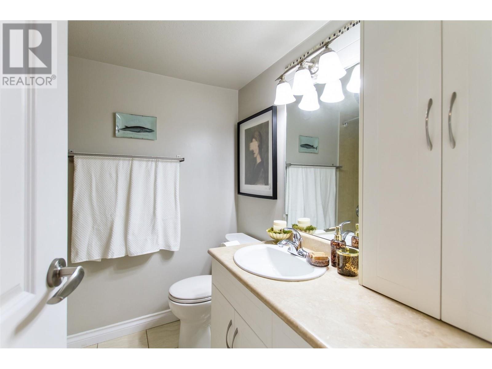305 340 Ginger Drive, New Westminster, British Columbia  V3L 5L7 - Photo 9 - R2999882