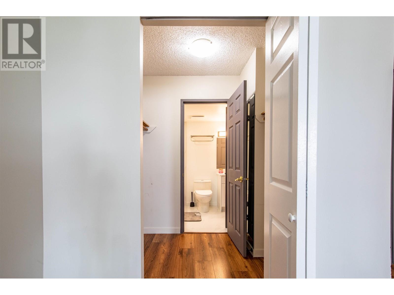 406 9890 Manchester Drive, Burnaby, British Columbia  V3N 4R4 - Photo 8 - R2999885