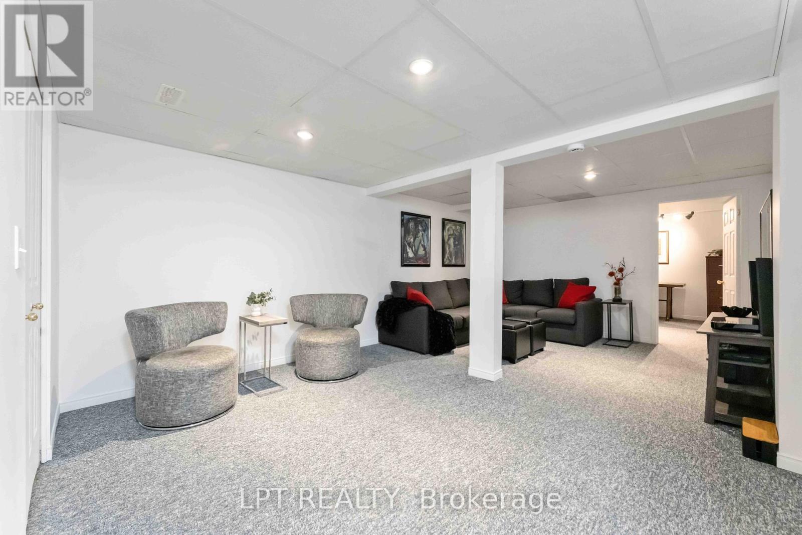 62 Tartan Drive, Ottawa, Ontario  K2J 2V5 - Photo 25 - X12131495