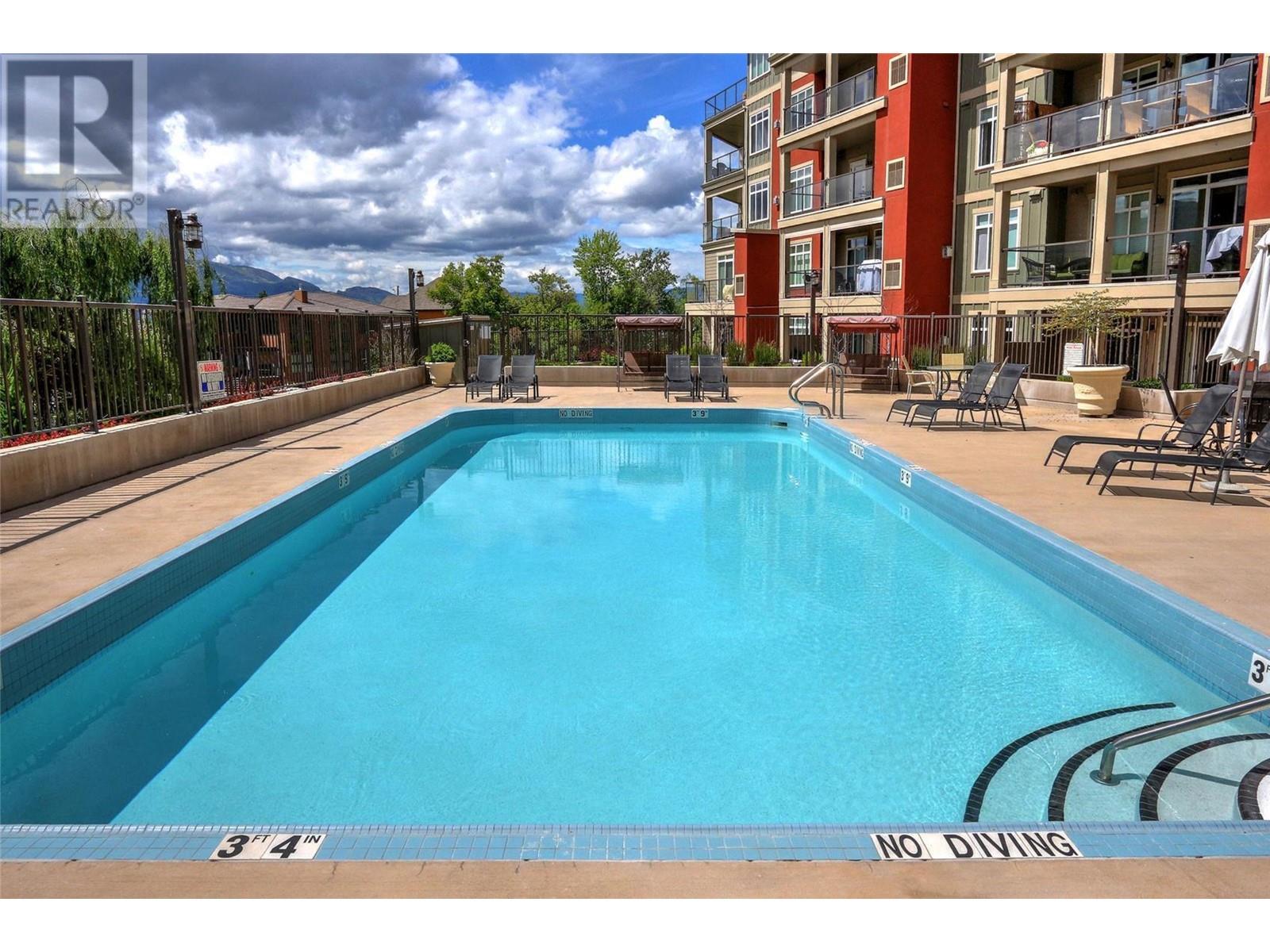 Property at 3865 Truswell Road Unit# 502 image 2