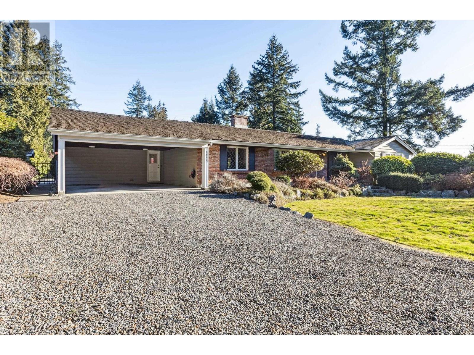 Property at 1488 BERKLEY ROAD image 4