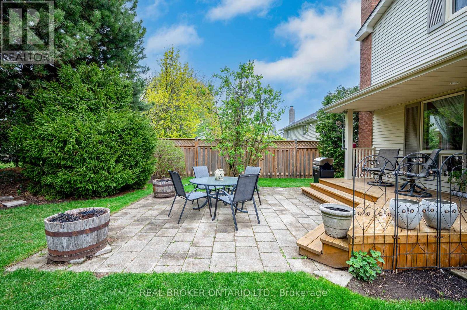 153 Thornberry Lane, Waterloo, Ontario  N2T 2C8 - Photo 34 - X12131930