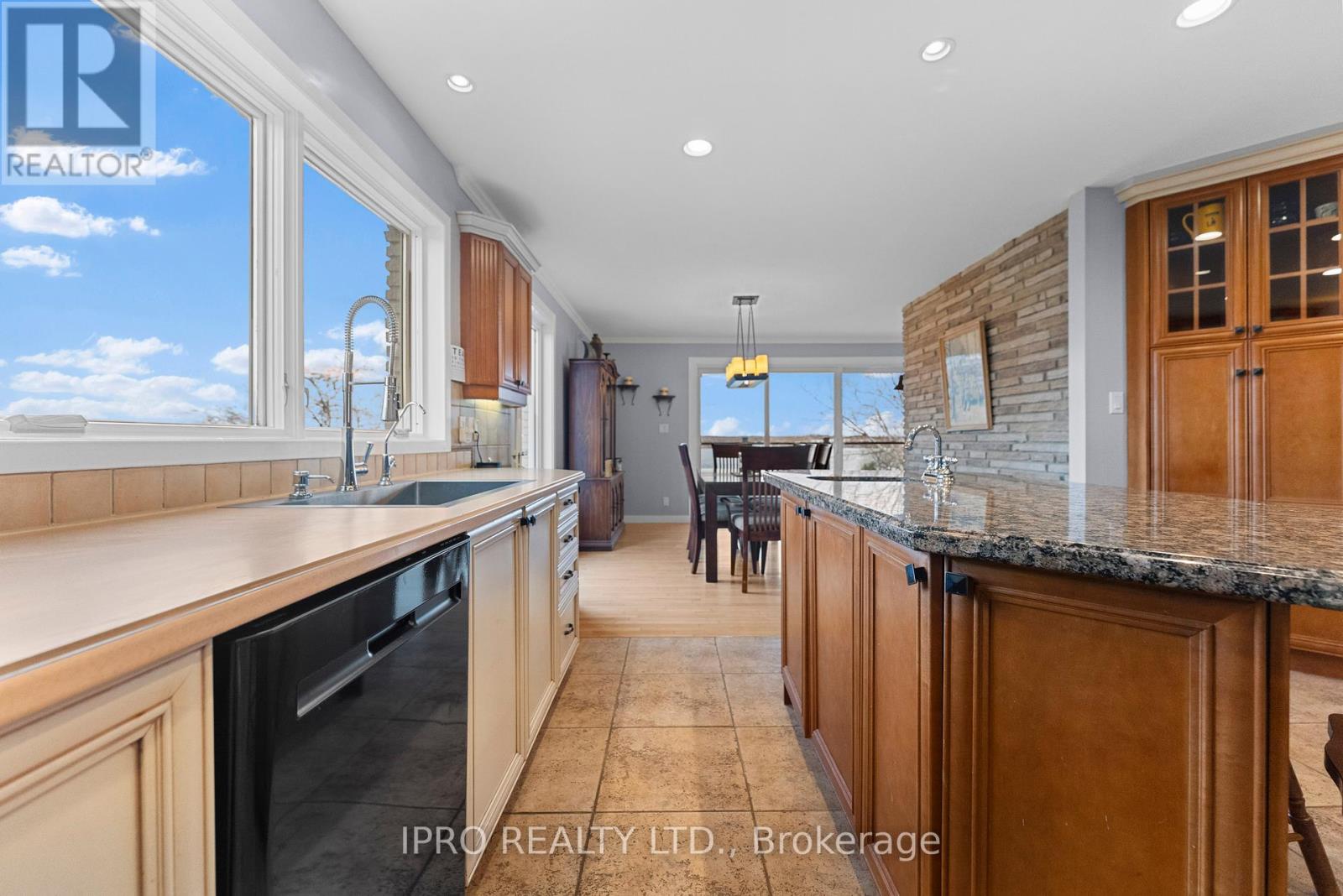 1 Gaylord Road, Edwardsburgh/cardinal, Ontario  K0E 1E0 - Photo 12 - X12131957