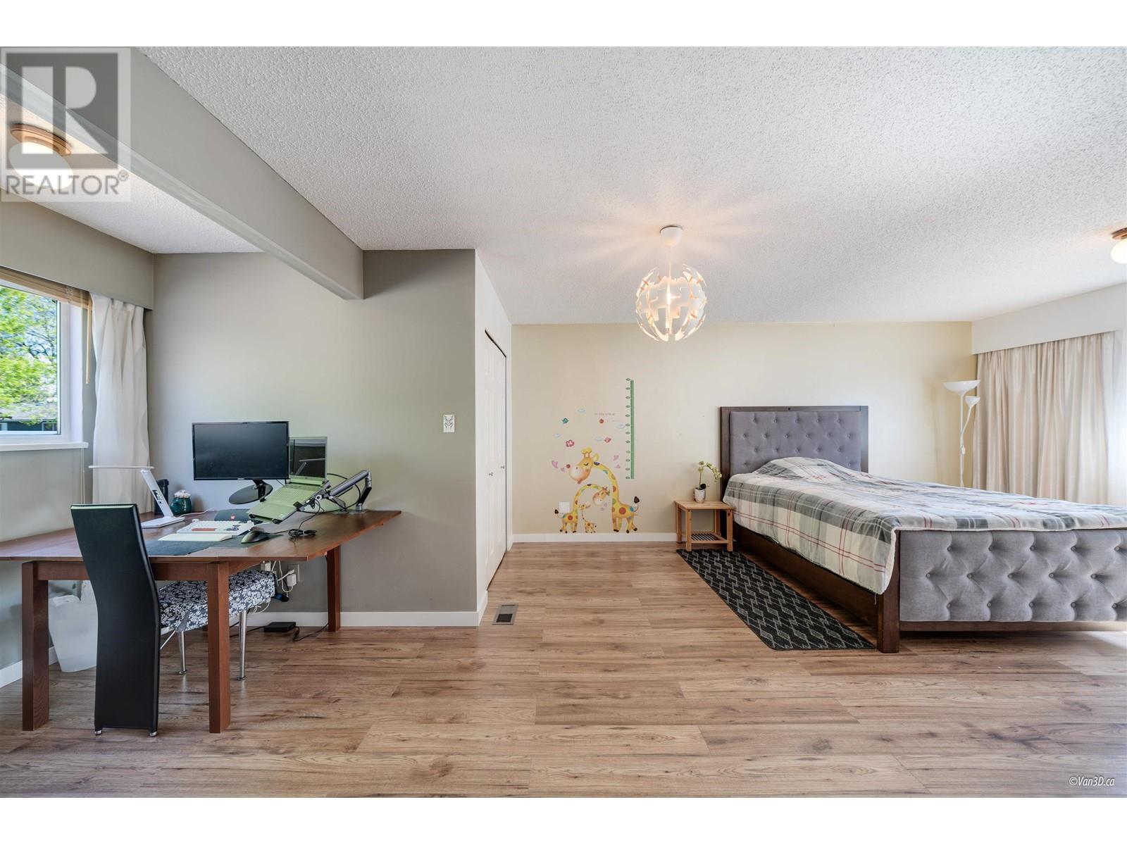 5200 Sapphire Place, Richmond, British Columbia  V7C 4Z9 - Photo 21 - R2999645