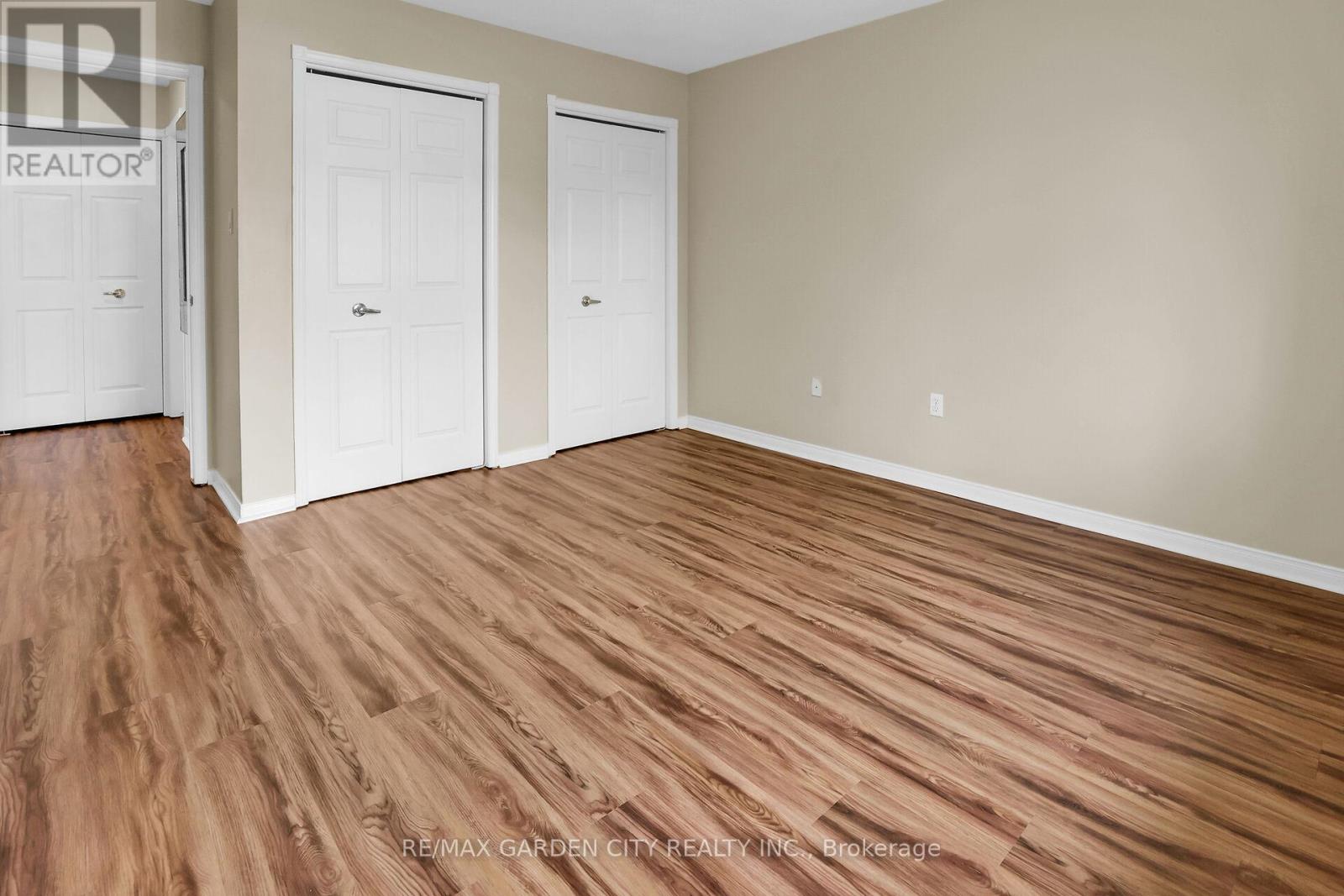 7 Village Drive, West Lincoln, Ontario  L0R 2A0 - Photo 10 - X12132009