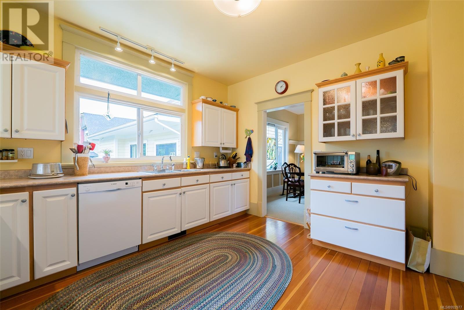 351 Milton St, Nanaimo, British Columbia  V9R 2K8 - Photo 5 - 992977