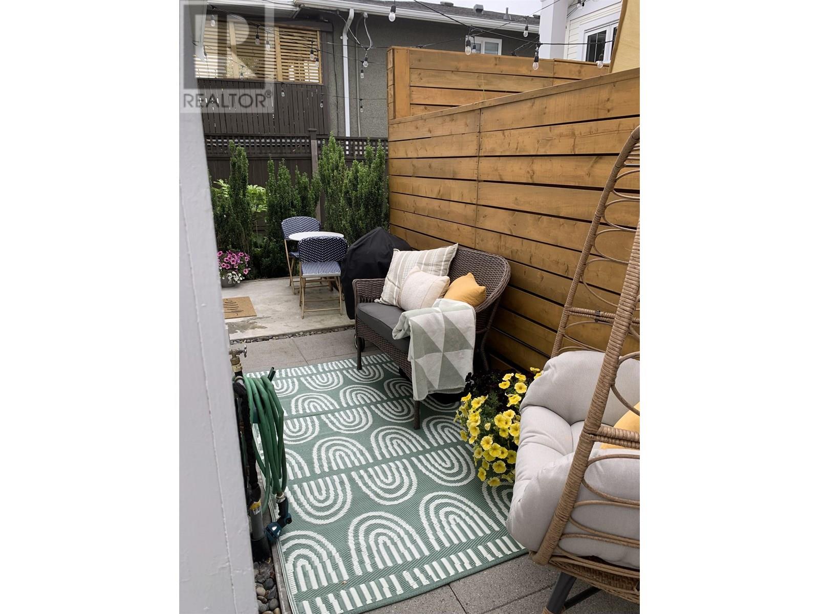 2252 Grant Street, Vancouver, British Columbia  V5L 2Z7 - Photo 16 - R2999428