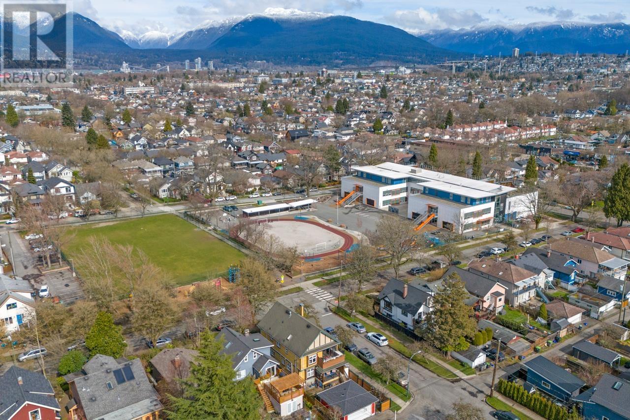 2252 Grant Street, Vancouver, British Columbia  V5L 2Z7 - Photo 25 - R2999428