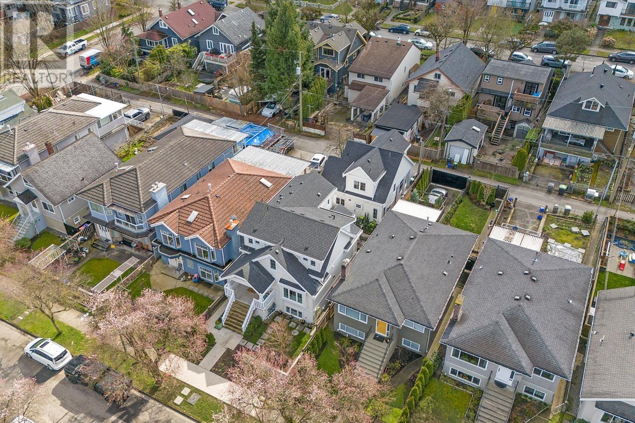 2252 Grant Street, Vancouver, British Columbia  V5L 2Z7 - Photo 37 - R2999428