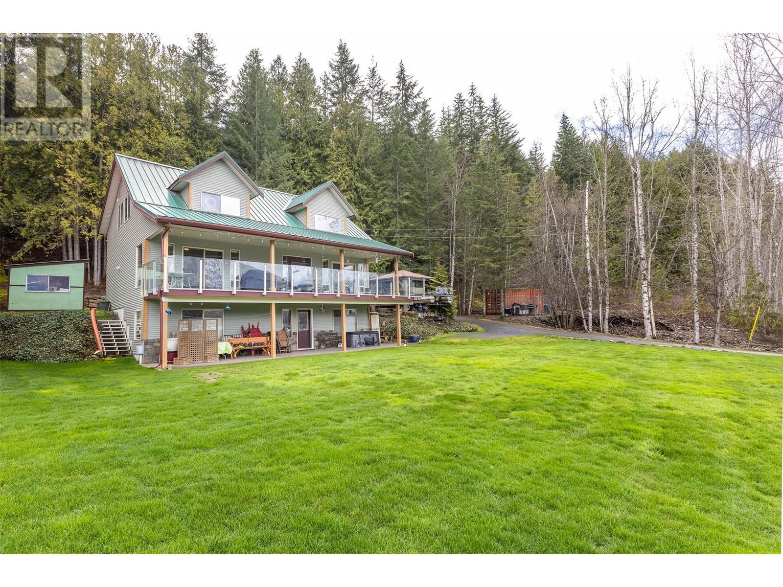3572 Eagle Bay Road, Eagle Bay, British Columbia  V0E 1T0 - Photo 28 - 10342757