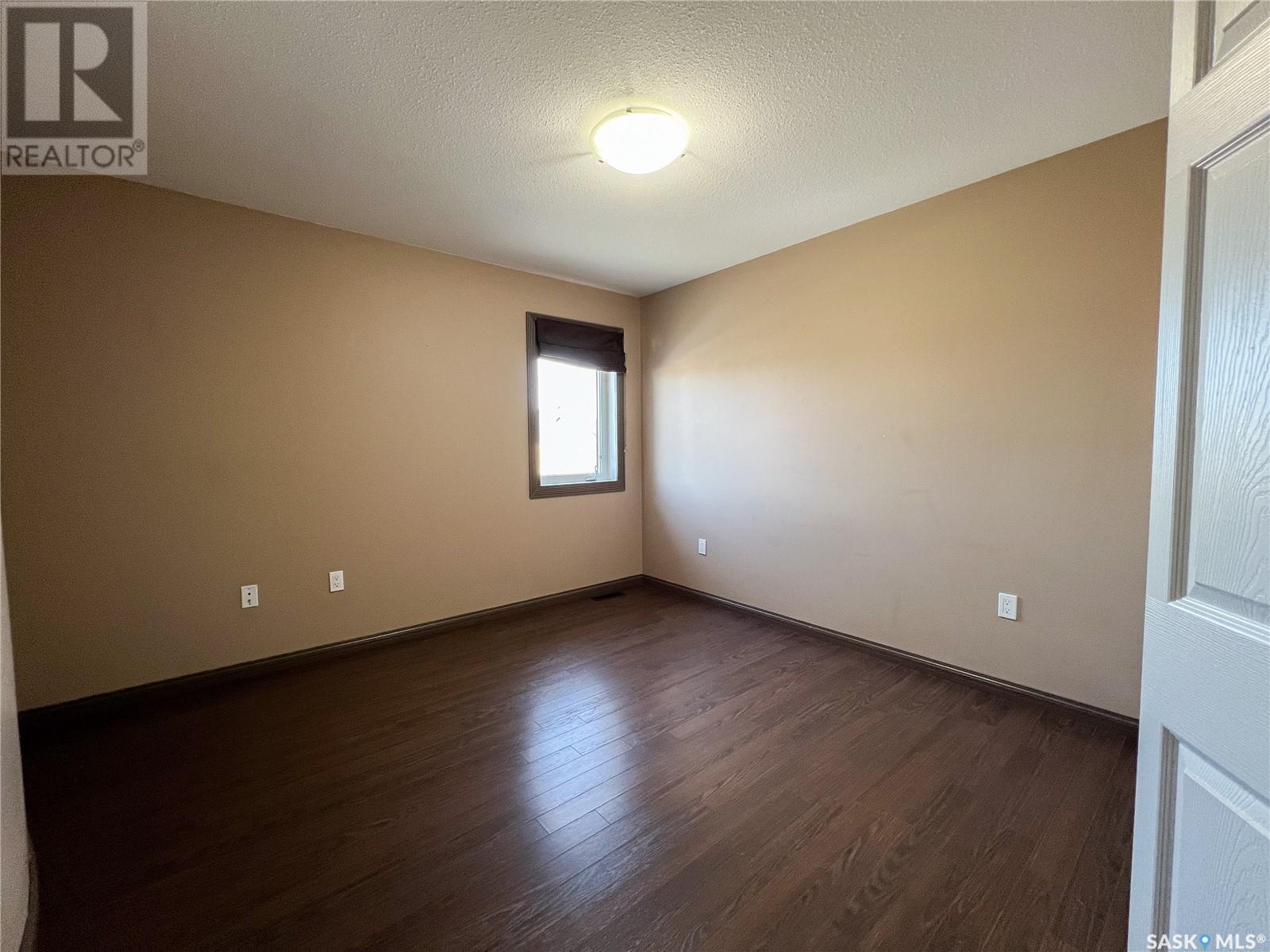421 38th Street, Battleford, Saskatchewan  S0M 0E0 - Photo 18 - SK004834