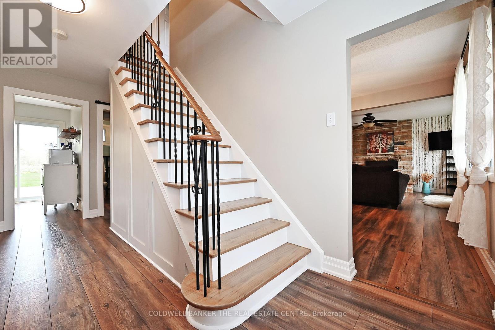 31 Sunrise Street, East Gwillimbury, Ontario  L9N 1H5 - Photo 15 - N12132046