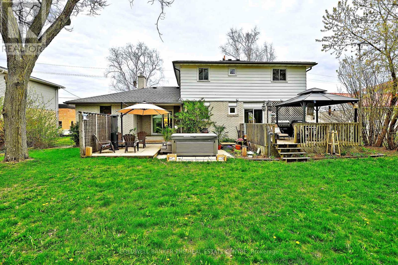 31 Sunrise Street, East Gwillimbury, Ontario  L9N 1H5 - Photo 31 - N12132046
