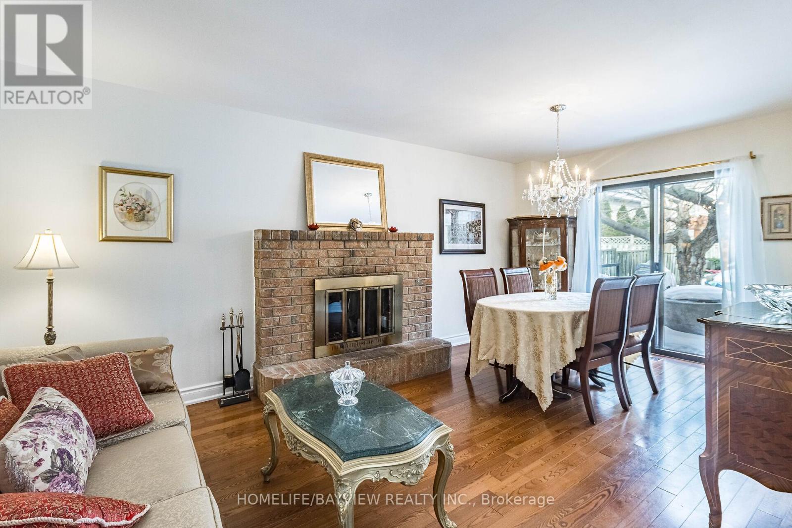 34 Mccallum Drive, Richmond Hill, Ontario  L4C 7S9 - Photo 7 - N12104214