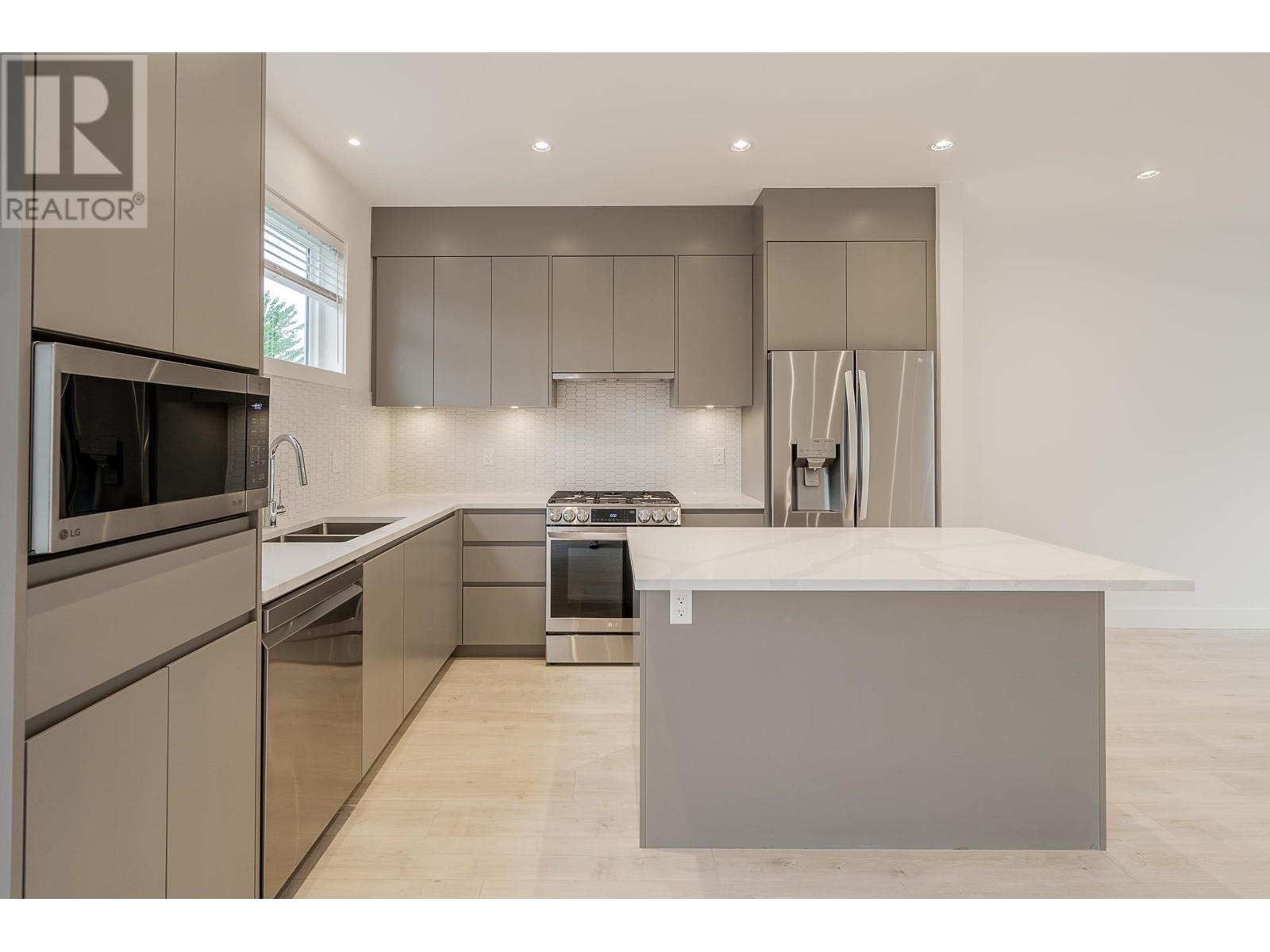 12 23785 Dewdney Trunk Road, Maple Ridge, British Columbia  V4R 1W1 - Photo 8 - R2999330