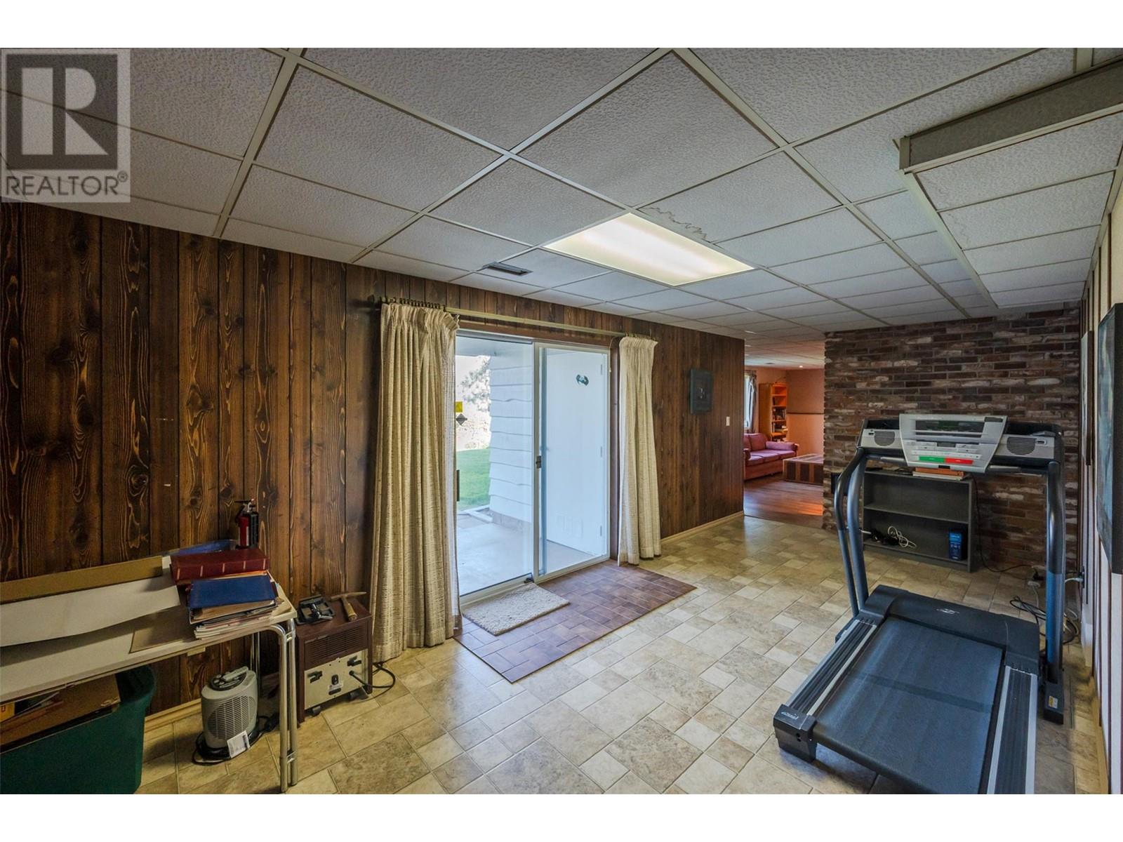 484 Pineview Drive, Kaleden, British Columbia  V0H 1K0 - Photo 48 - 10346457
