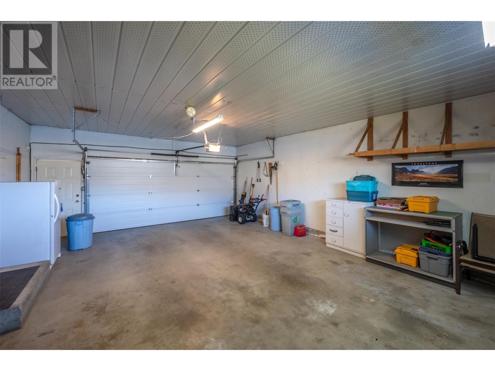 484 Pineview Drive, Kaleden, British Columbia  V0H 1K0 - Photo 38 - 10346457