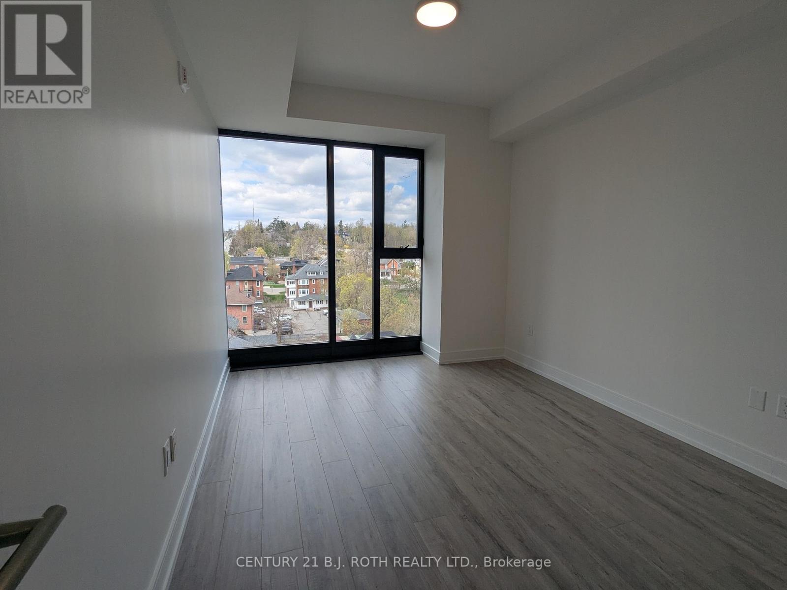 822 - 185 Dunlop Street E, Barrie, Ontario  L4M 0L7 - Photo 18 - S12132071