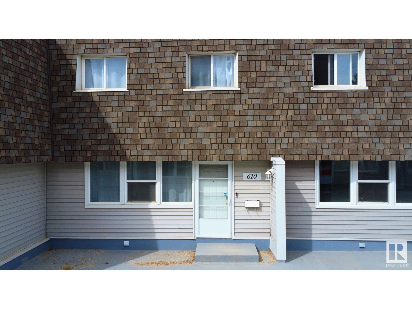 610 VILLAGE ON THE GREEN GR NW, edmonton, Alberta