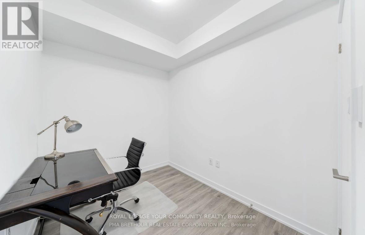 811 - 2433 Dufferin Street, Toronto (Briar Hill-Belgravia), Ontario  M6E 0B4 - Photo 18 - W12132036