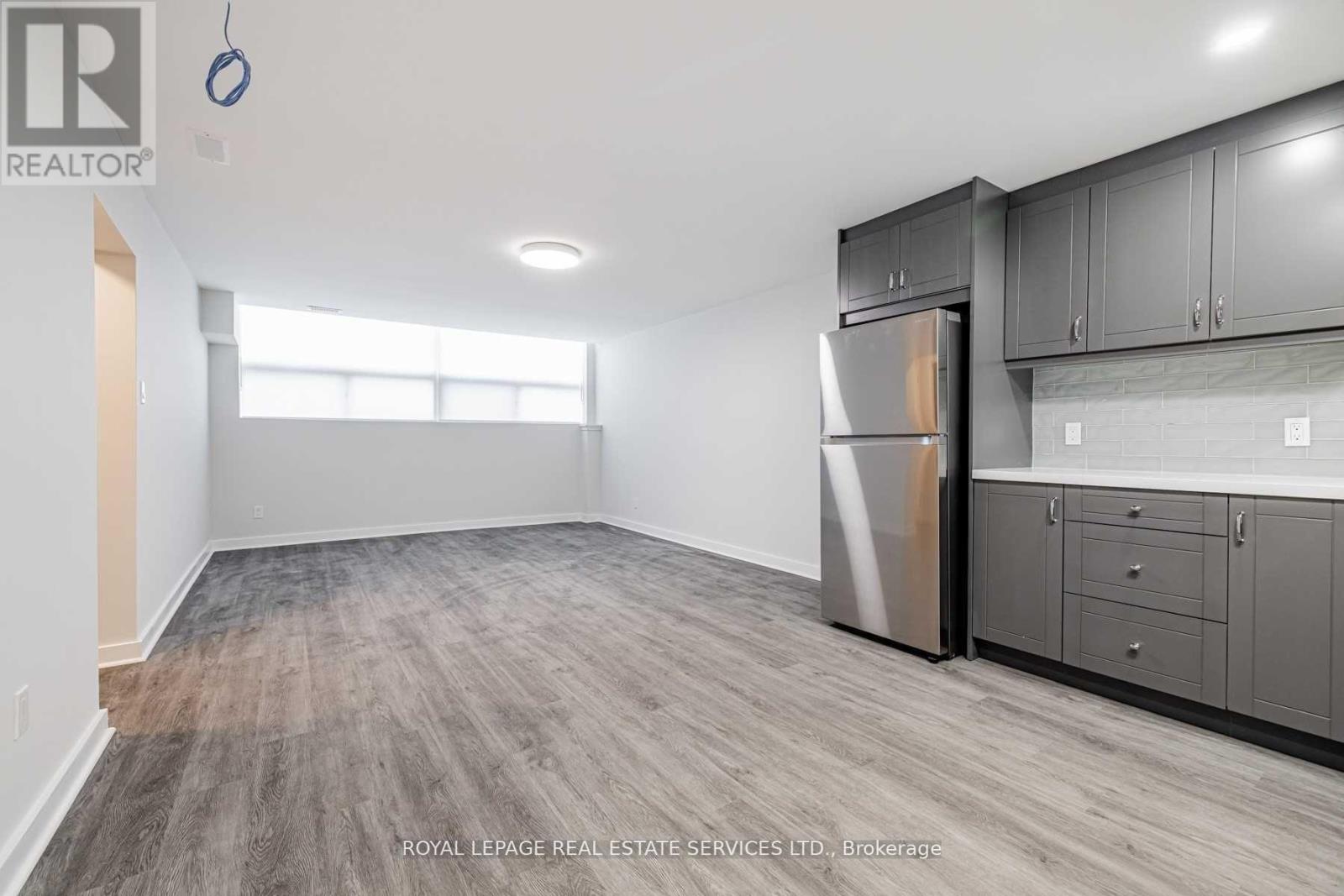 Lower - 72 Winston Park Boulevard, Toronto, Ontario  M3K 1C3 - Photo 3 - W12132045