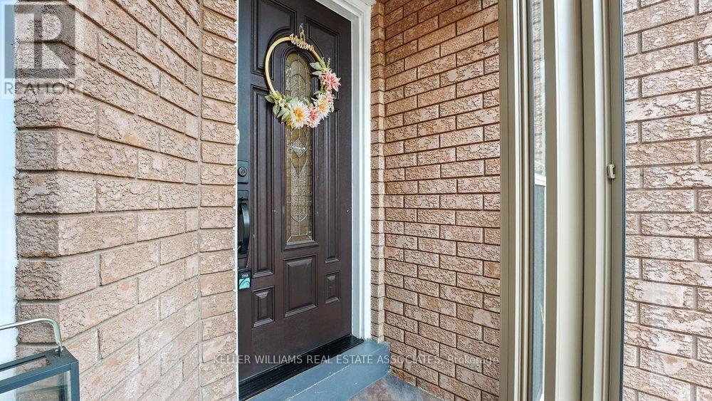 Property at 599 ASHPRIOR AVENUE image 3