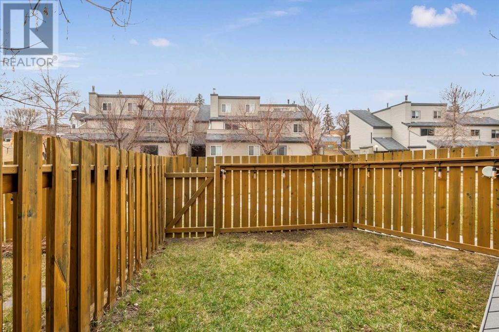 Property at 502, 1540 29 Street NW image 5