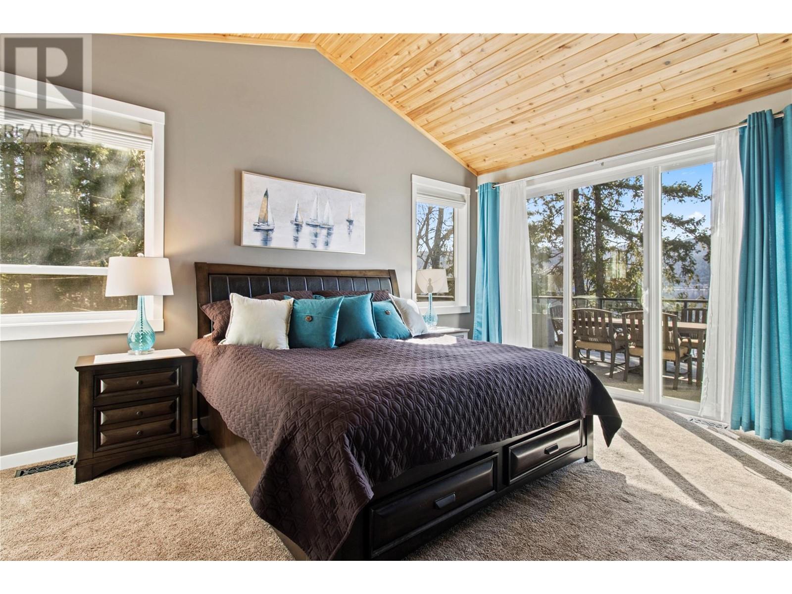 6076 Davis Road, Magna Bay, British Columbia  V0E 1M7 - Photo 31 - 10338843