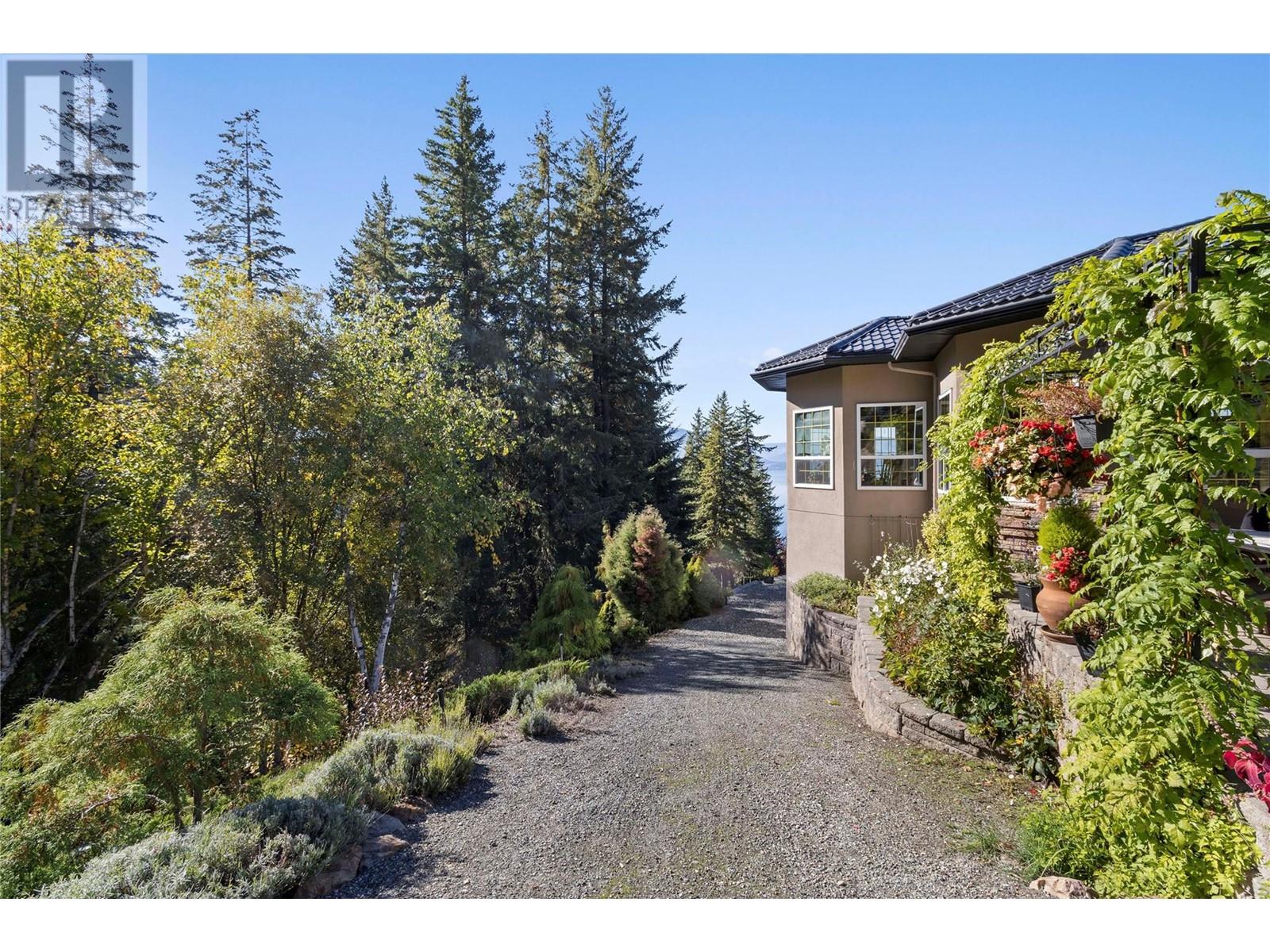 3676 Mcbride Road, Blind Bay, British Columbia  V0E 1H1 - Photo 76 - 10339476