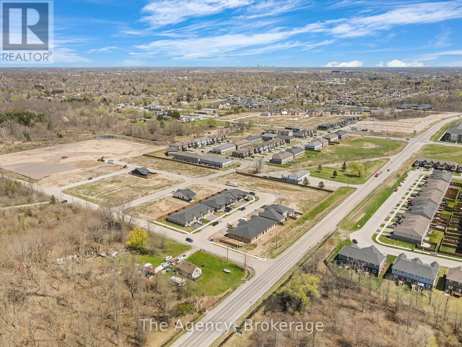 Property at 21 AUSTIN DRIVE image 4
