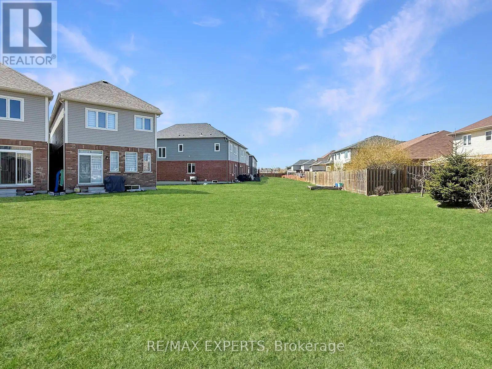 Property at 9256 GRIFFON STREET image 4