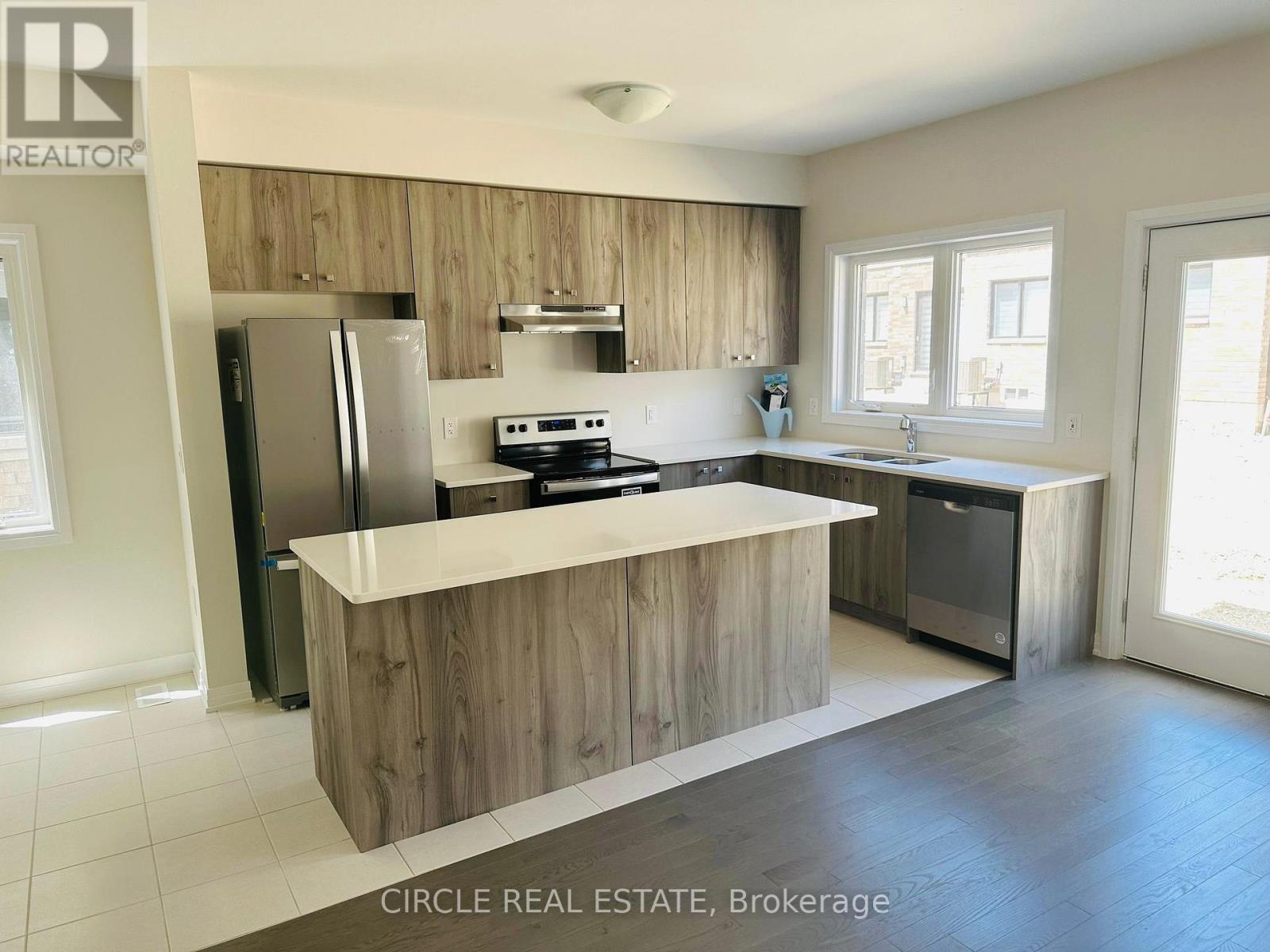 450 Adelaide Street, Wellington North, Ontario  N0G 1A0 - Photo 12 - X12132065