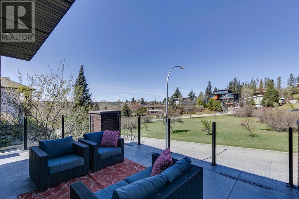 4 Hawthorne Crescent Nw, Calgary, Alberta  T2N 3V4 - Photo 8 - A2217788