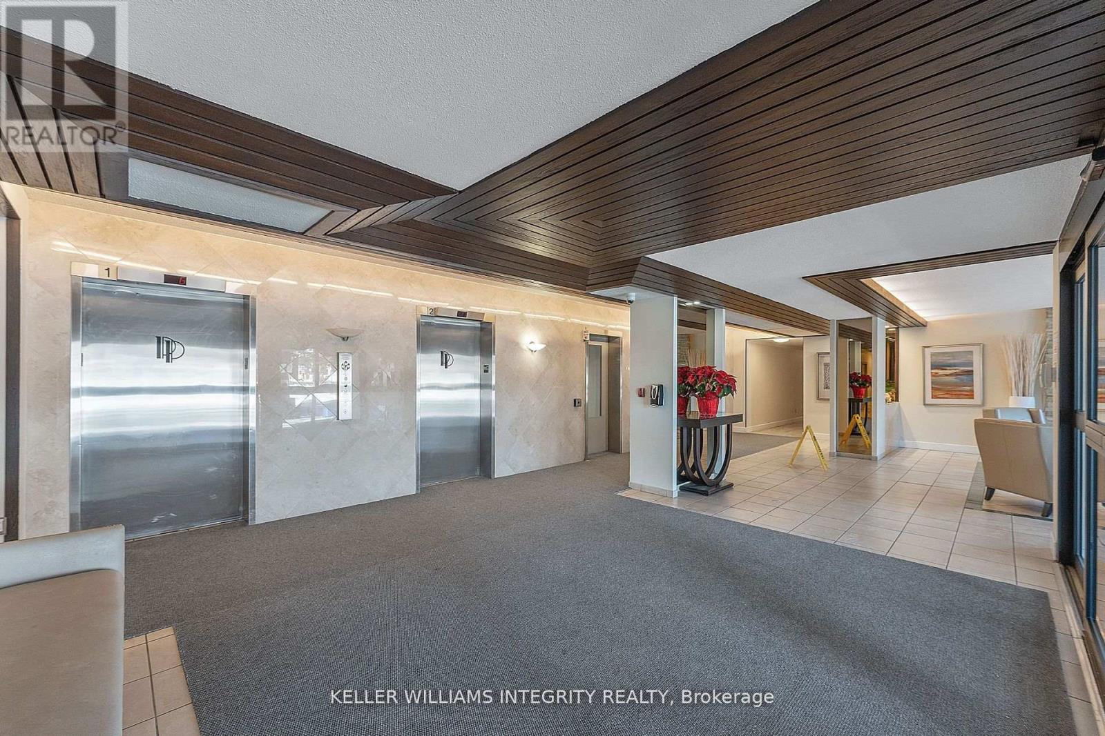 Property at 304 - 1025 RICHMOND ROAD image 2