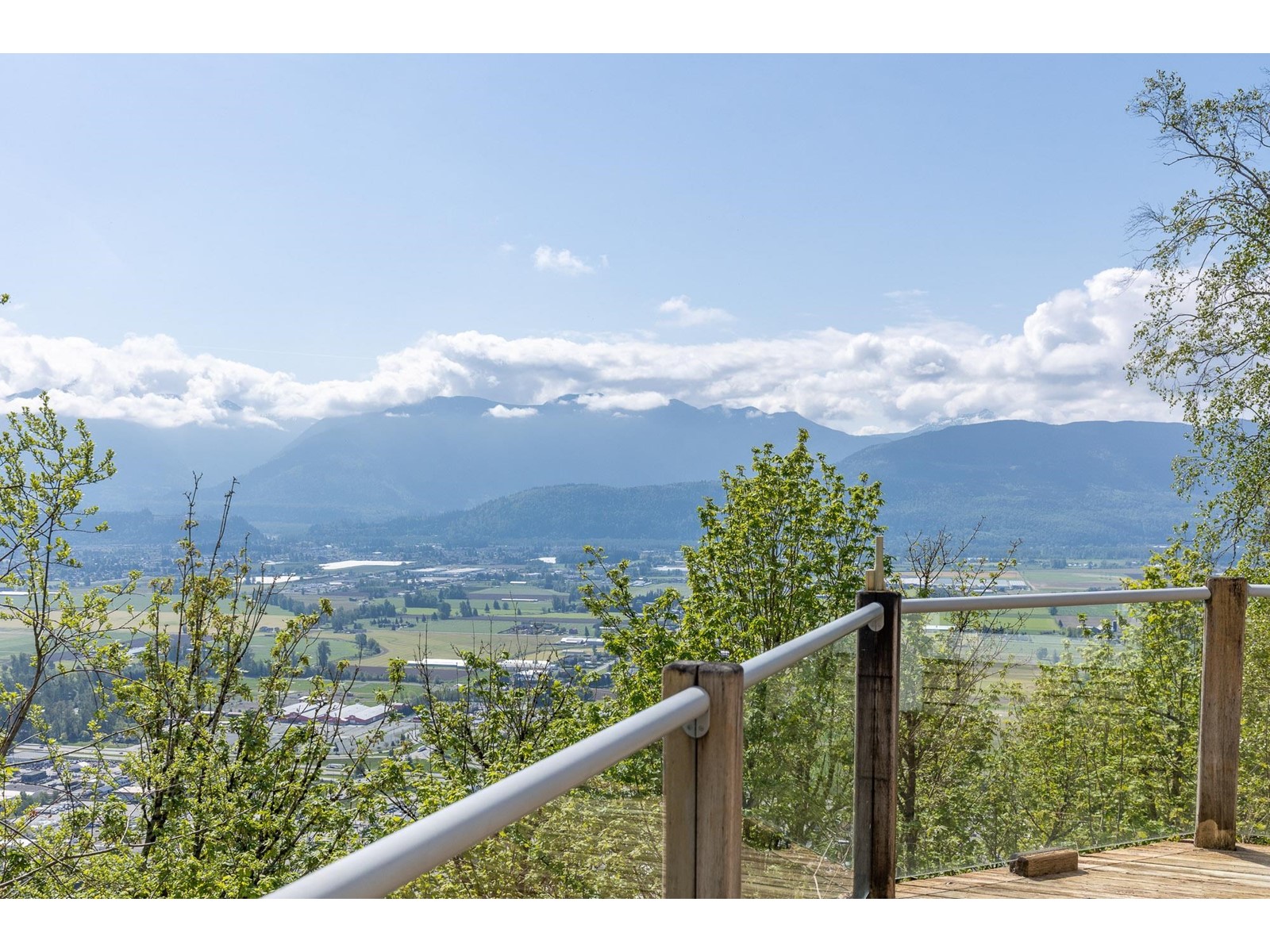 43619 Bracken Drive, Chilliwack Mountain, Chilliwack, British Columbia  V2R 4A4 - Photo 34 - R2999075