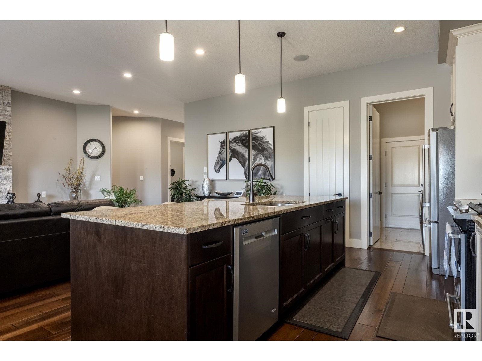 Property at 3036 58 AV image 3