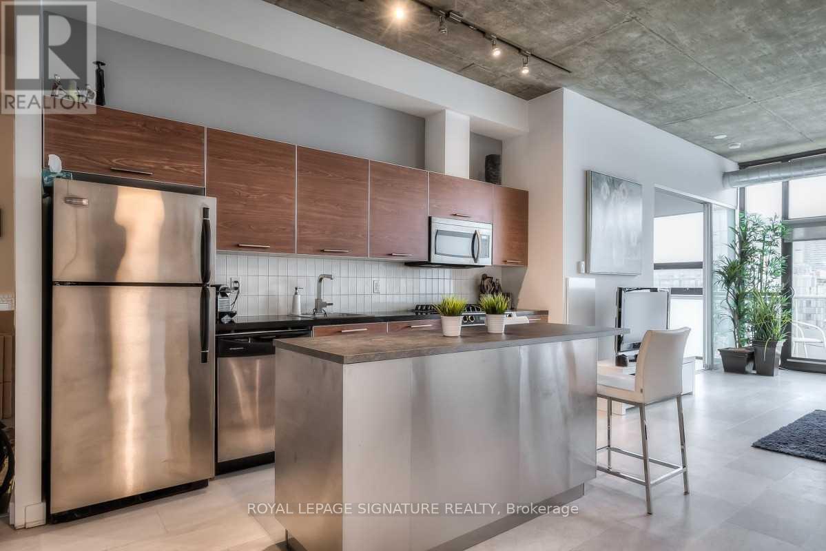 909 - 60 Bathurst Street, Toronto, Ontario  M5V 2P4 - Photo 9 - C12132087